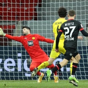 电竞世界杯-又见后浪拍前浪，他让勒沃库森忘记哈弗茨和布兰特