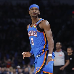 ewc-记者：SGA遭夹击选择信任队友 雷霆绿军都证明自己是联盟顶级球队